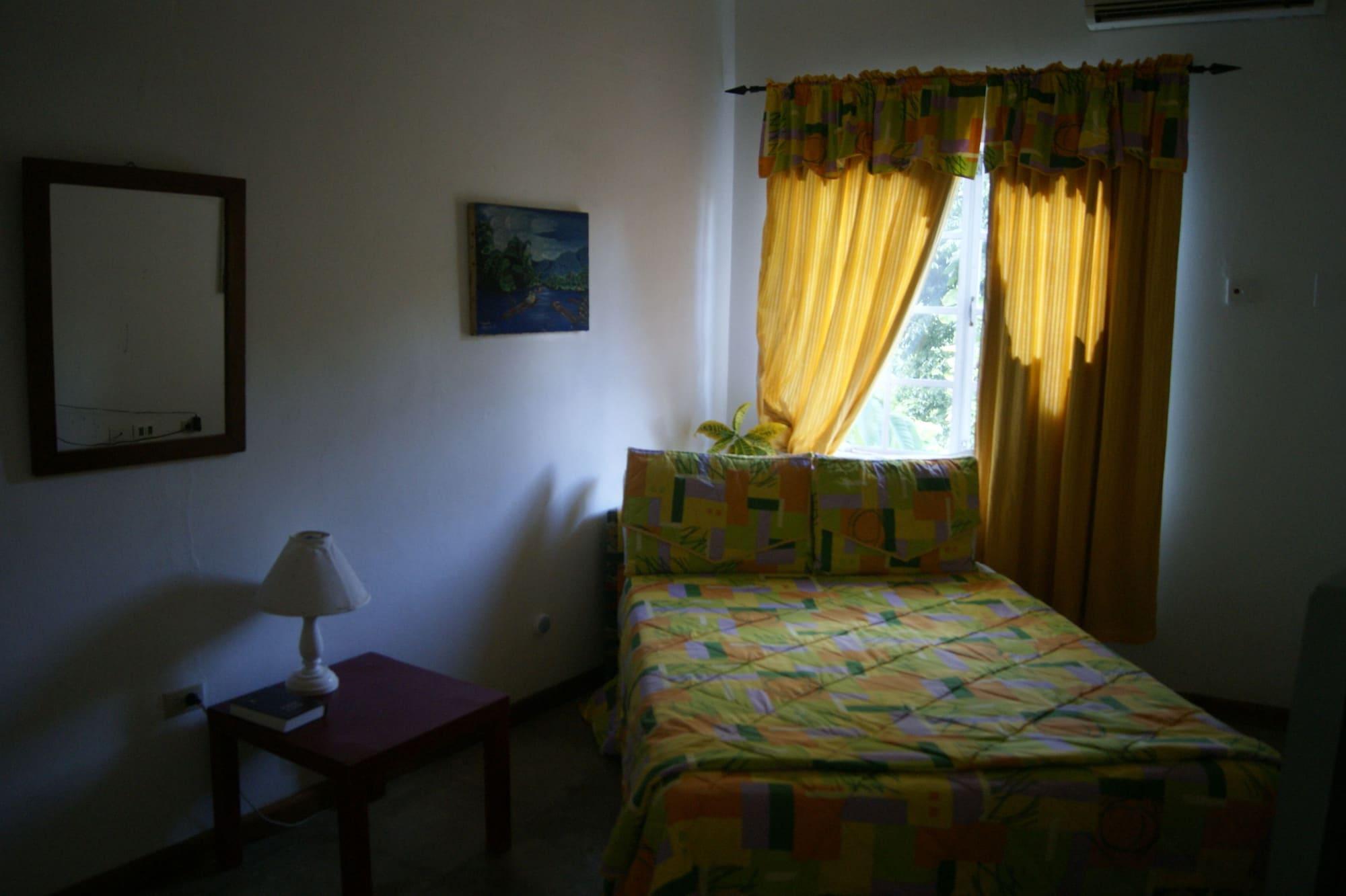 San San Tropez Hotel Port Antonio Bagian luar foto