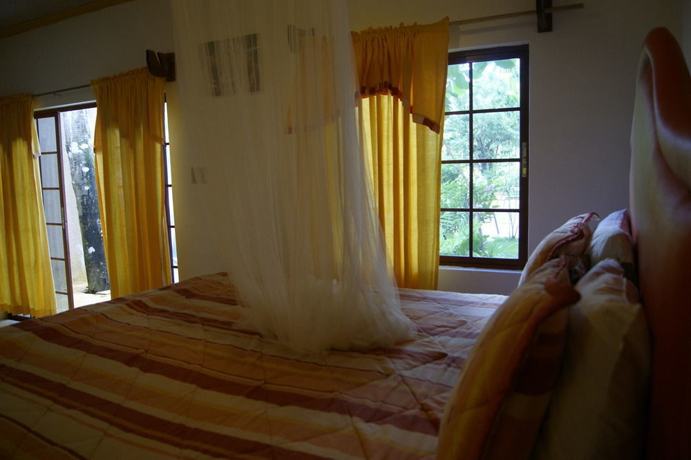 San San Tropez Hotel Port Antonio Bagian luar foto